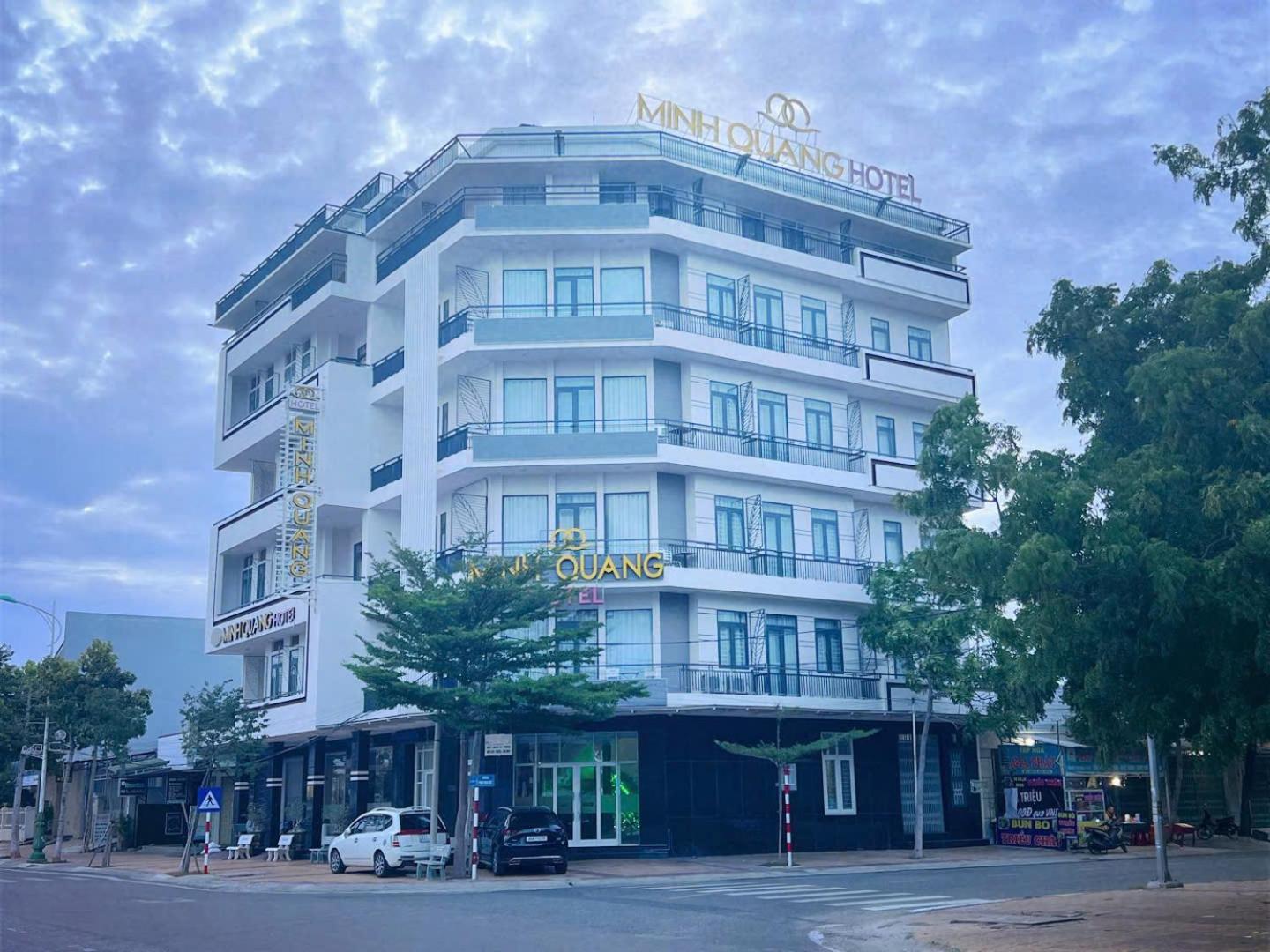 Khách sạn Minh Quang Phan Rang-Tháp Chàm Esterno foto
